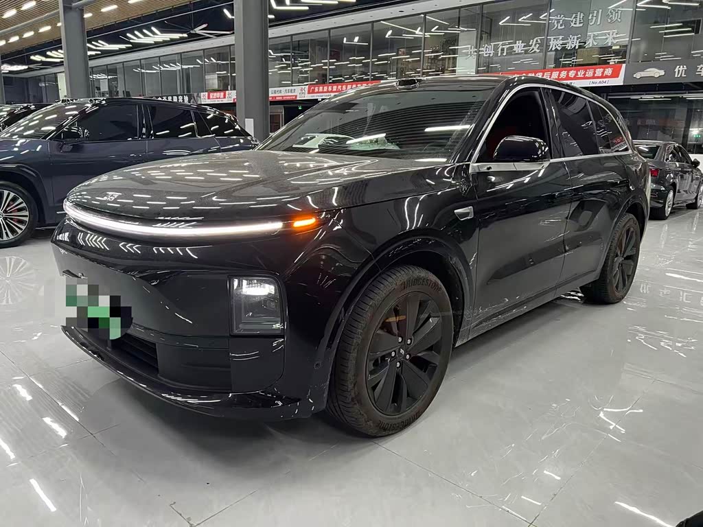 Li Auto L6