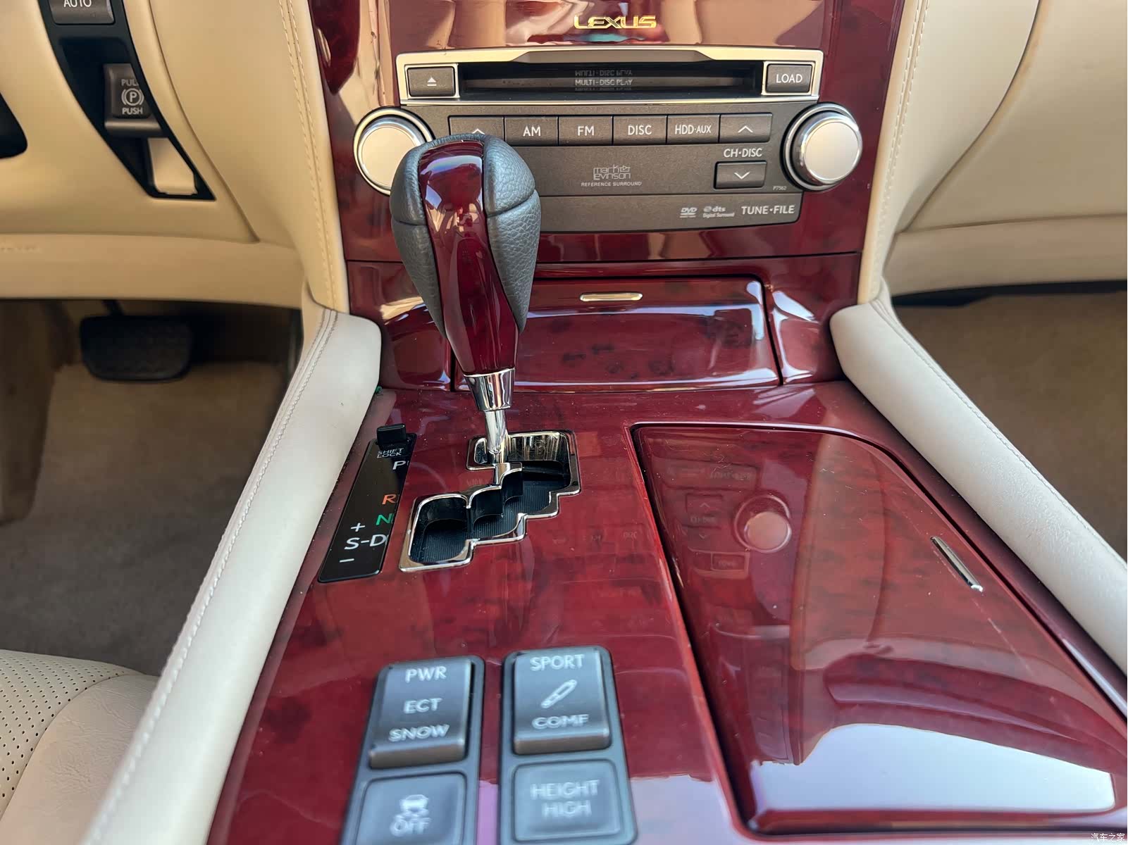 Lexus LS, 2010 18