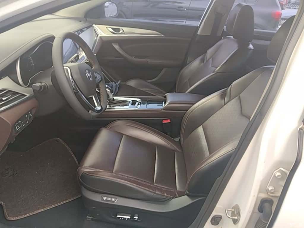 Changan Eado, 2018 15