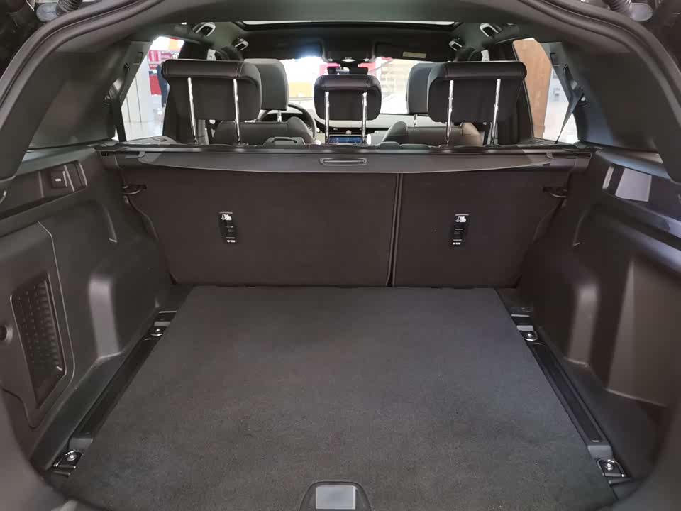 Land Rover Discover sports