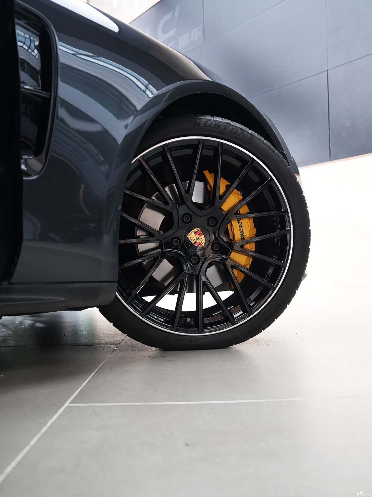 Porsche Panamera, 2017 6