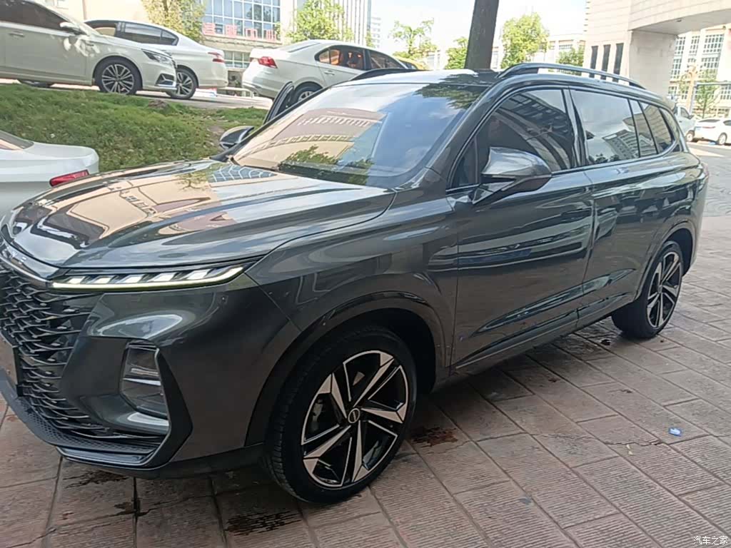 Roewe RX5, 2022 2