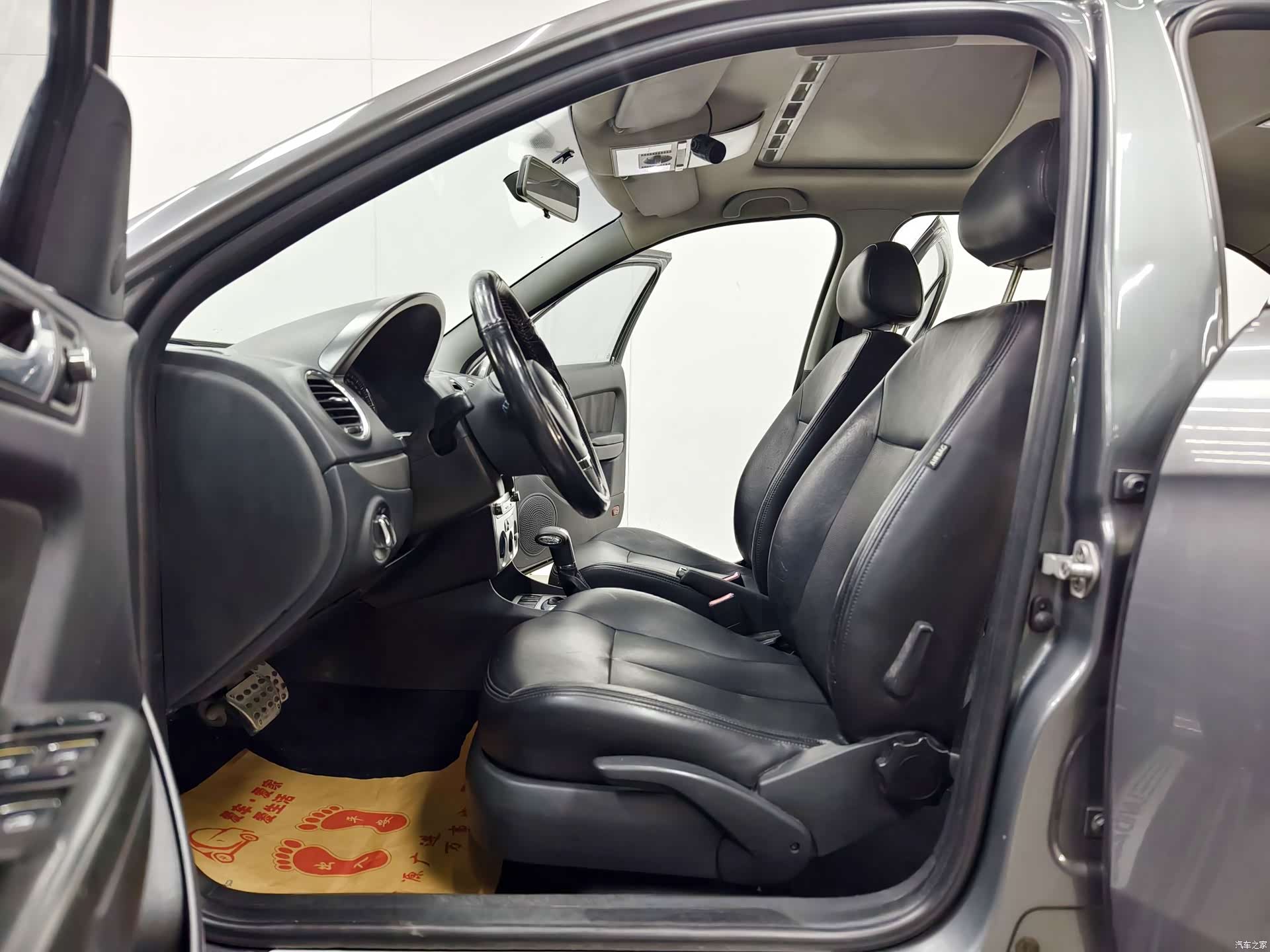 Volkswagen Lavida, 2012 11