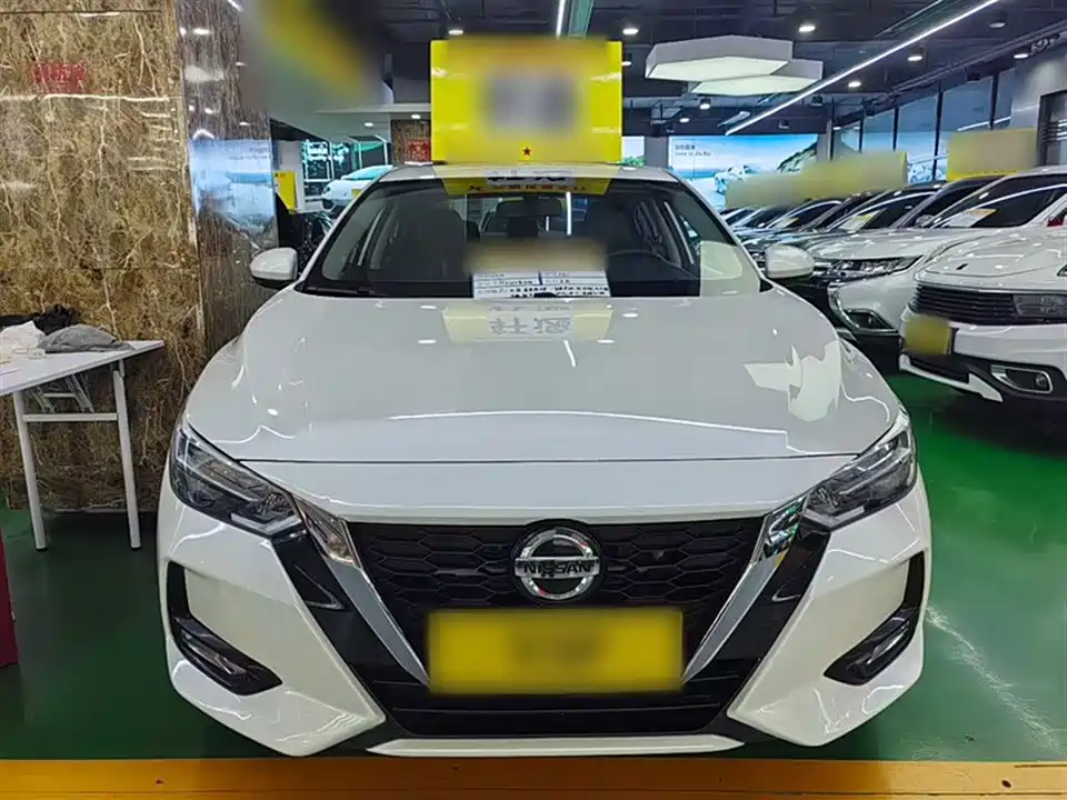 Nissan Xuan Yi