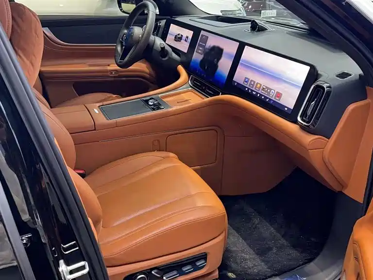 AITO Ask the world M9