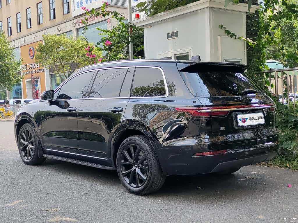 Li Auto ONE, 2022 4