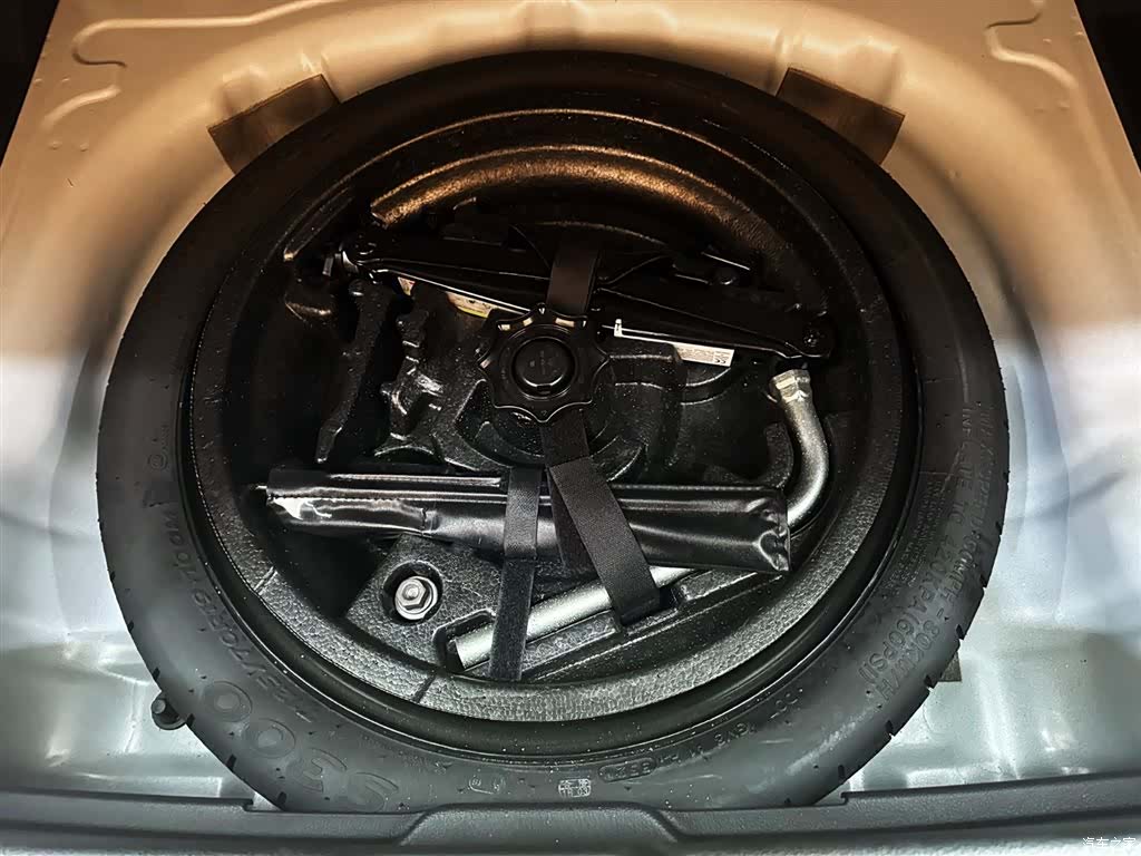 Audi Q2L, 2022 19