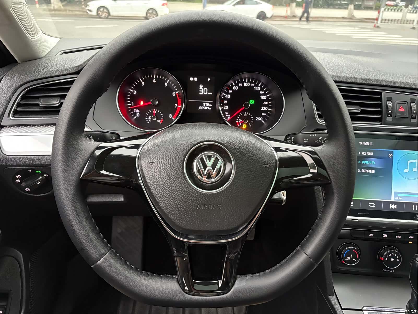 Volkswagen Lamando, 2017 16