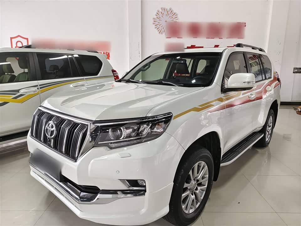 Toyota Prado
