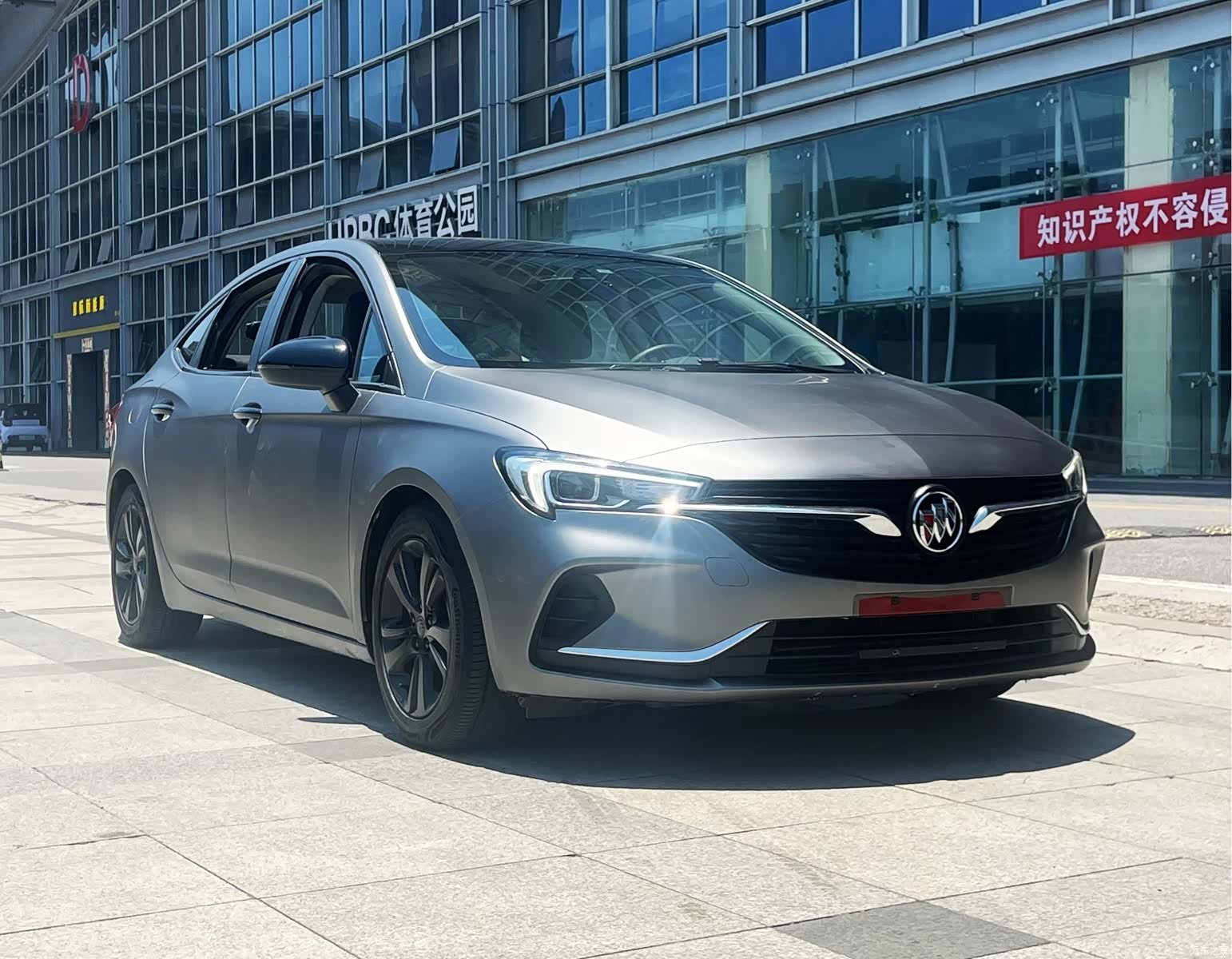 Buick Verano, 2020 3