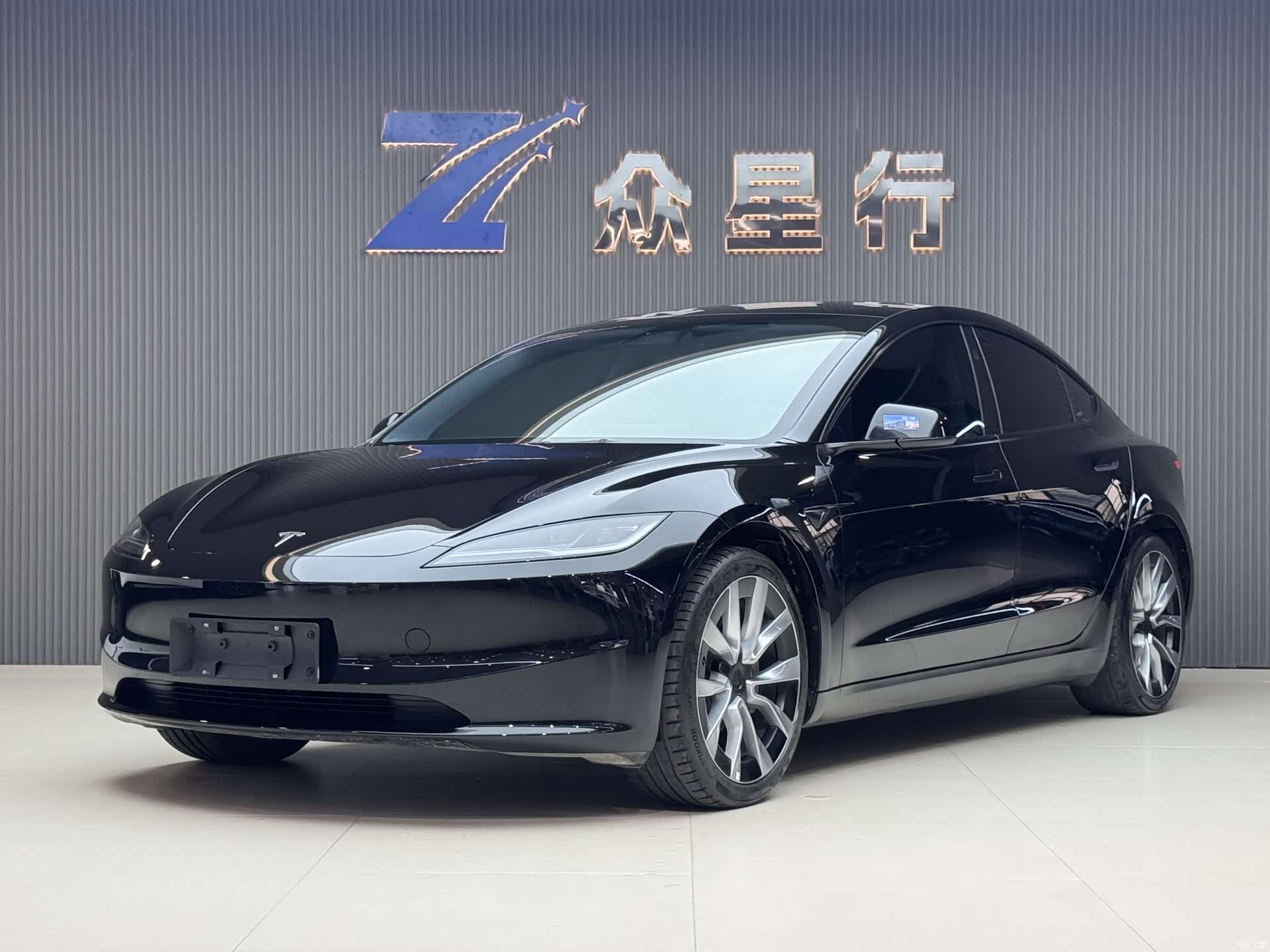 Tesla Model 3, 2023 1