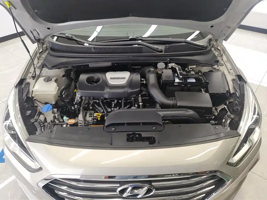 Hyundai Name picture