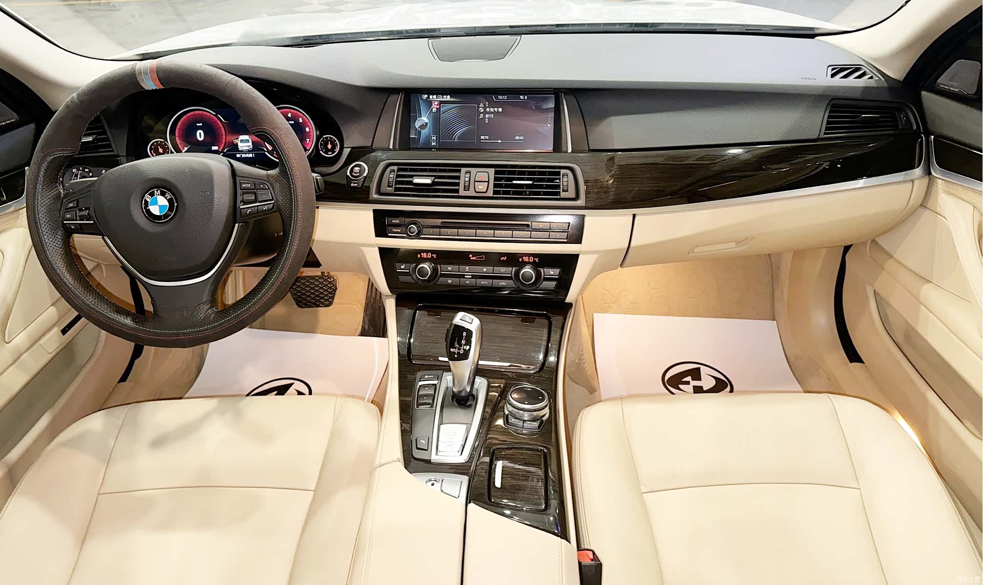 BMW 5 Series, 2014 все фото