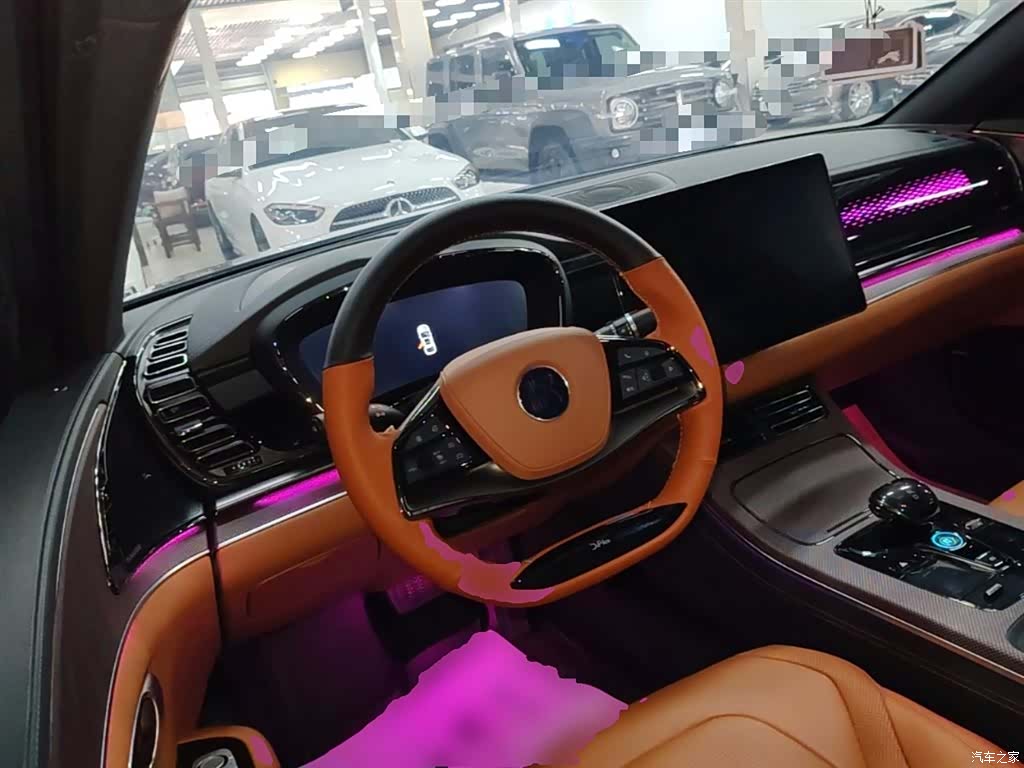 BYD Han, 2023 10