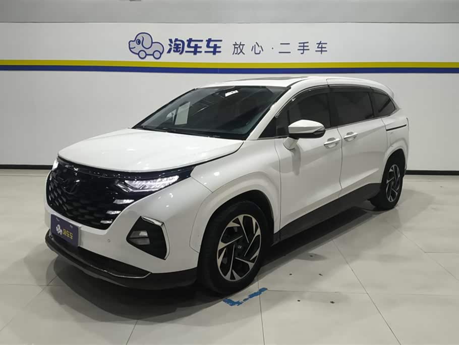 Hyundai Custo