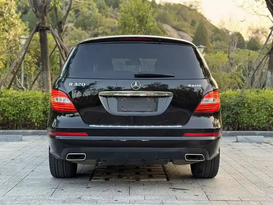 Mercedes-Benz R-class