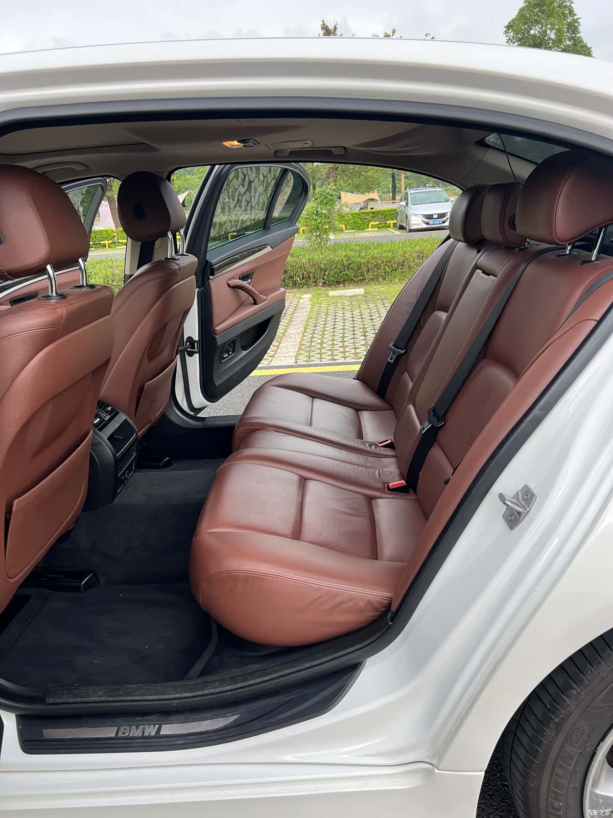 BMW 5 Series, 2017 все фото