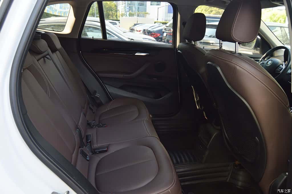 BMW X1, 2019 11