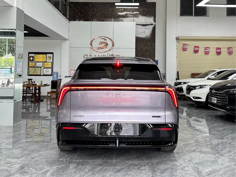 HiPhi Gao He HiPhi Y