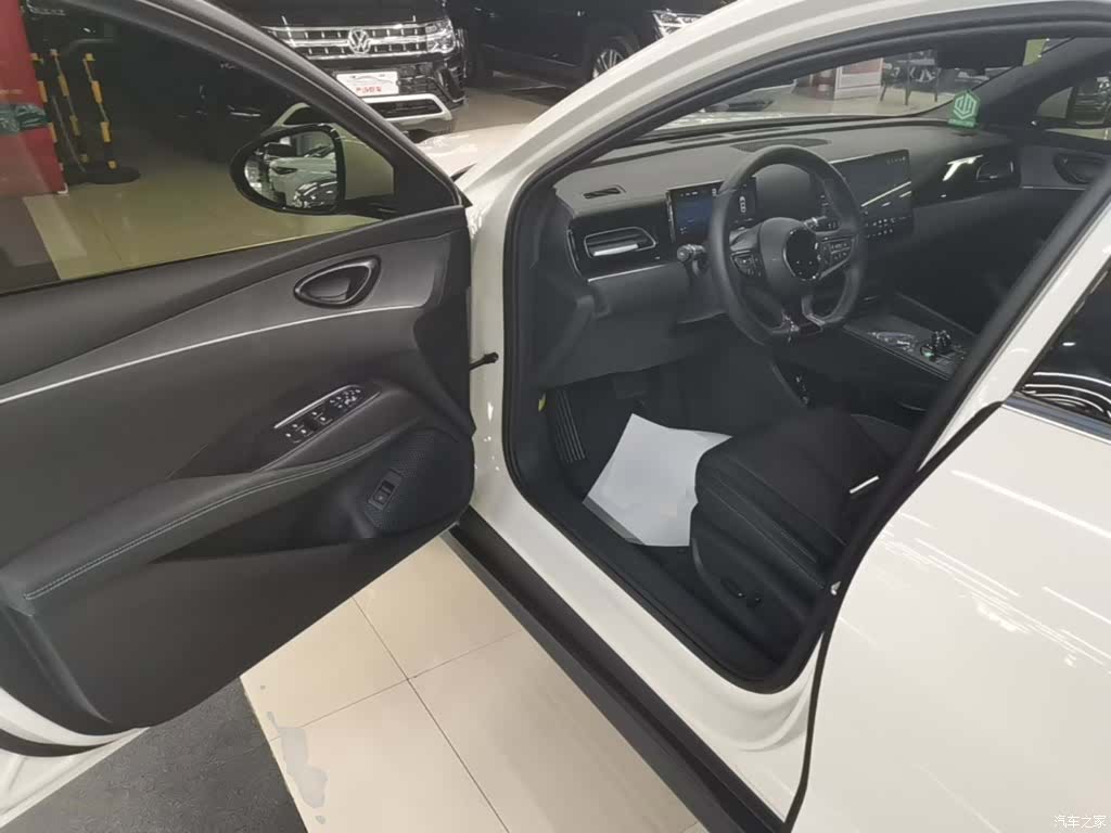 BYD Seal, 2025 16