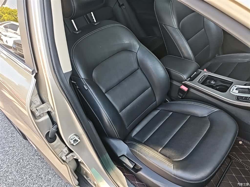 Geely Emgrand, 2018 25