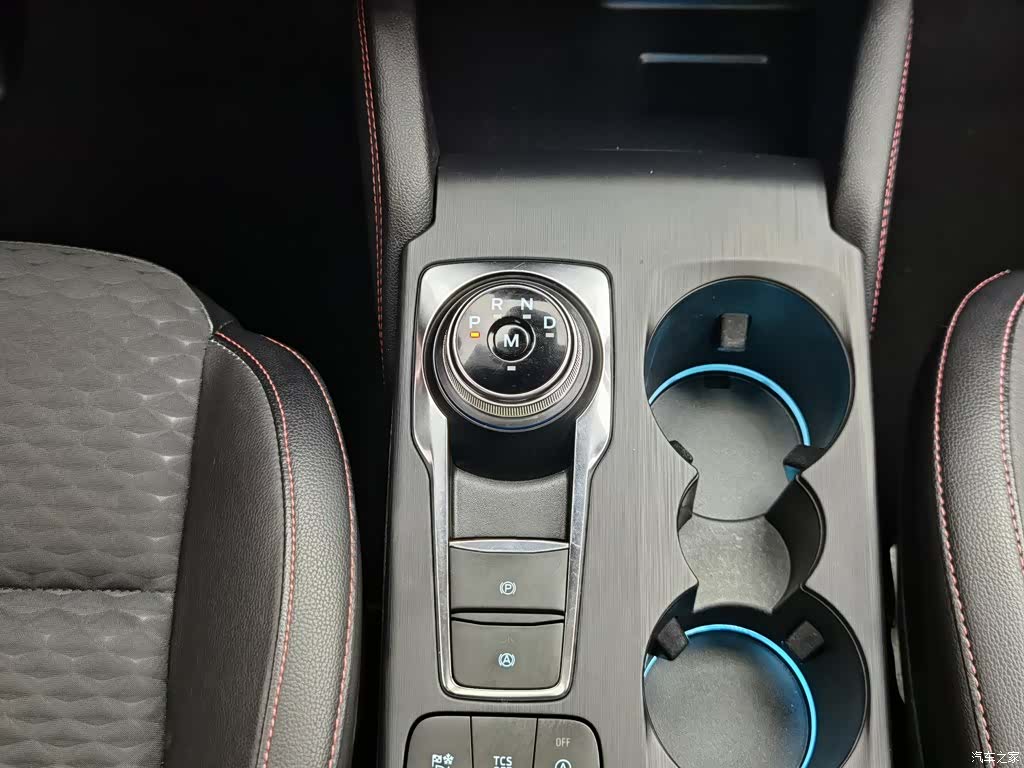Ford Focus, 2020 13