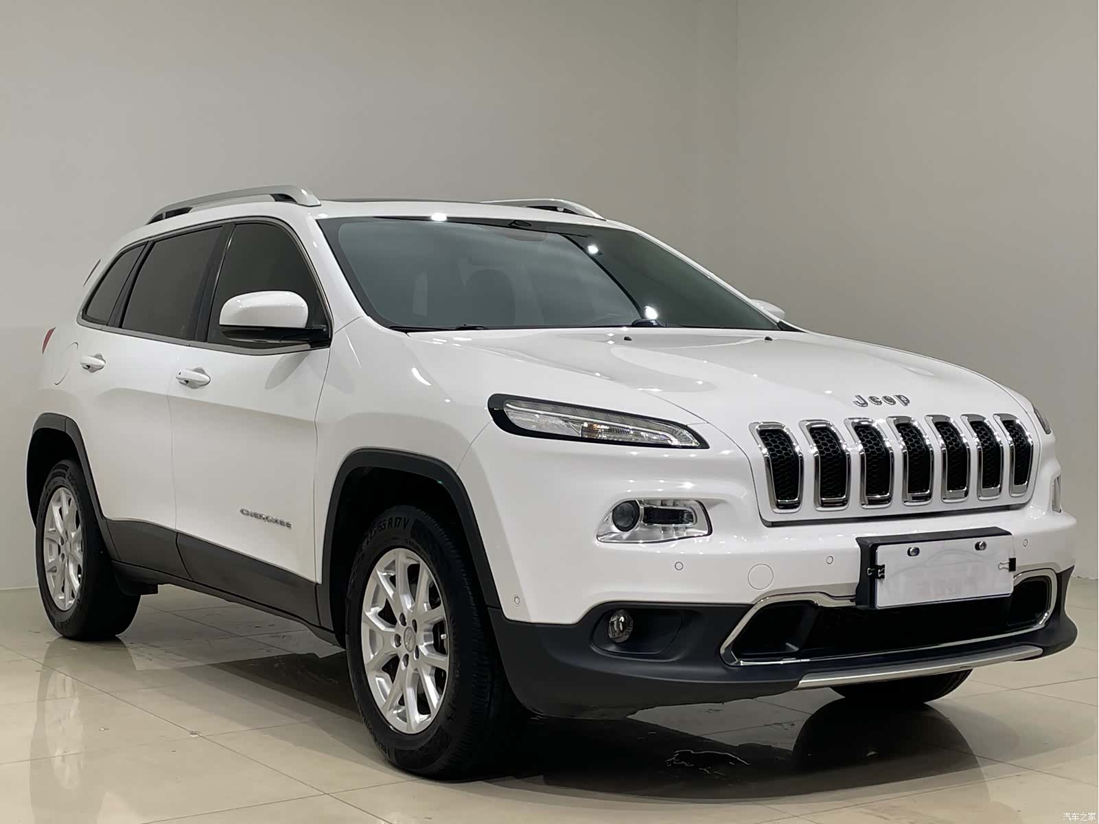 Jeep Cherokee, 2017 3