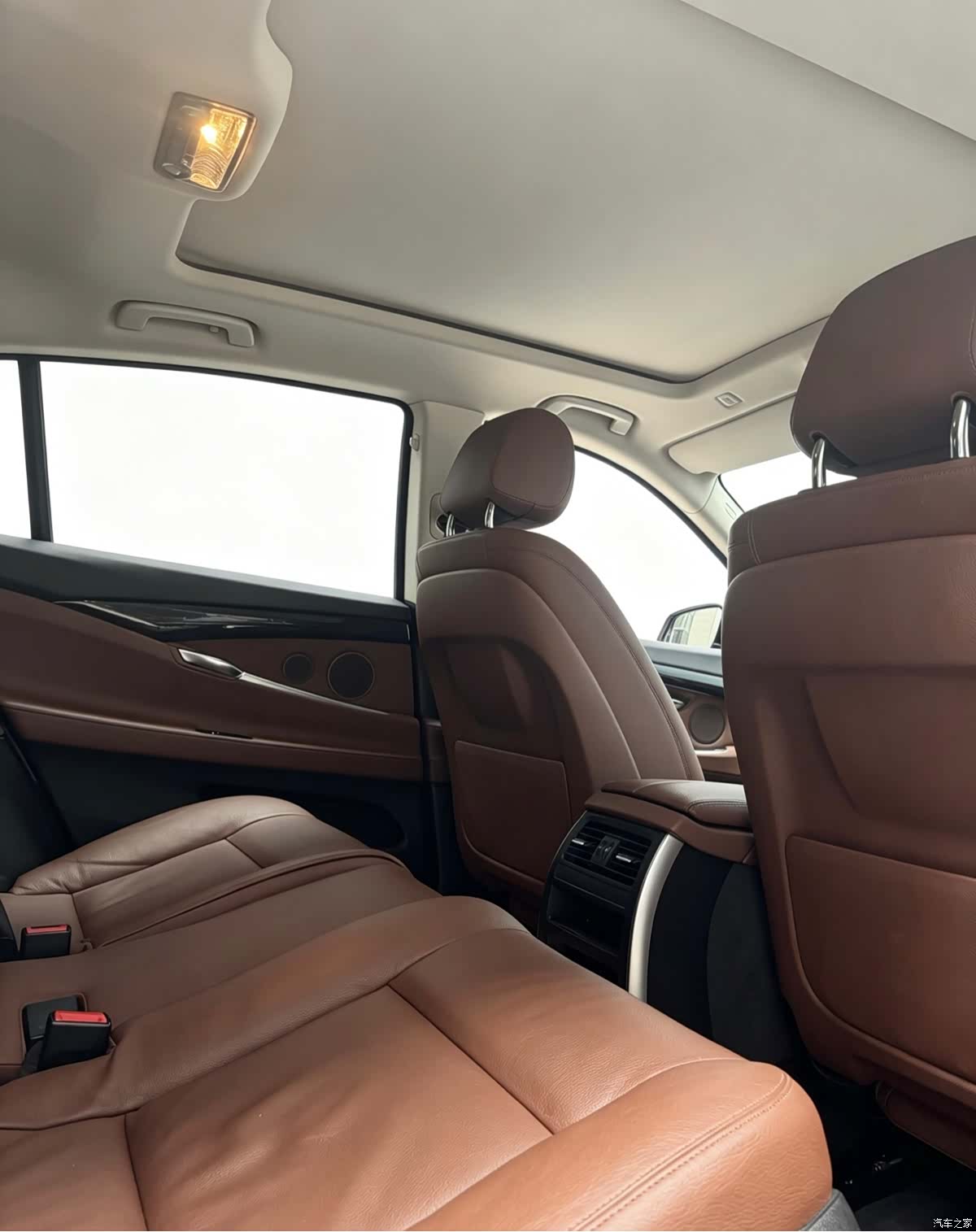 BMW 5 Series, 2016 10
