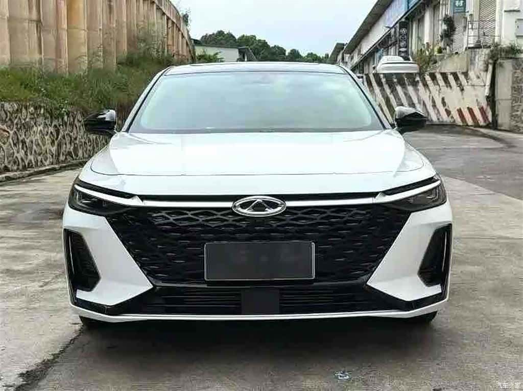 Chery Arrizo 8, 2023 2