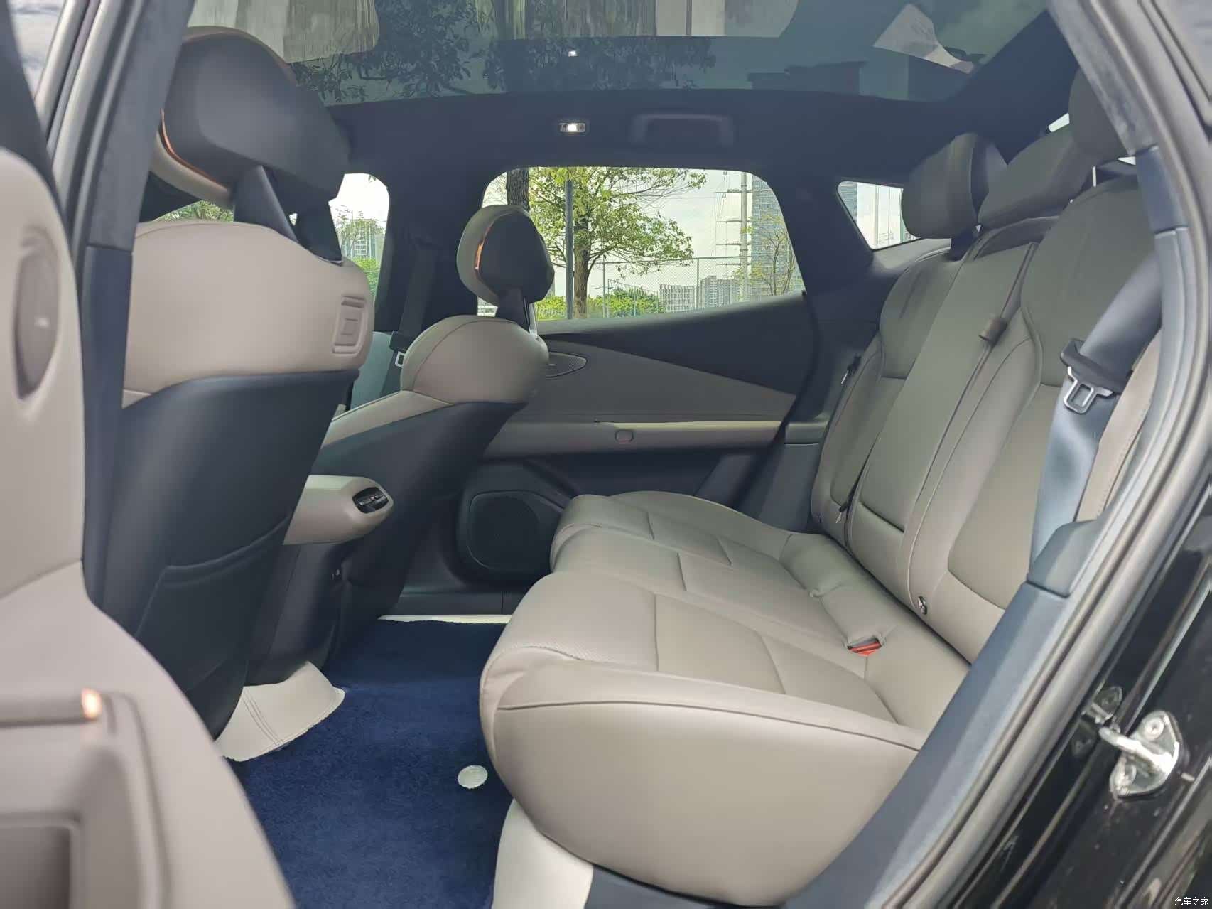 Lynk & Co Z10, 2024 8