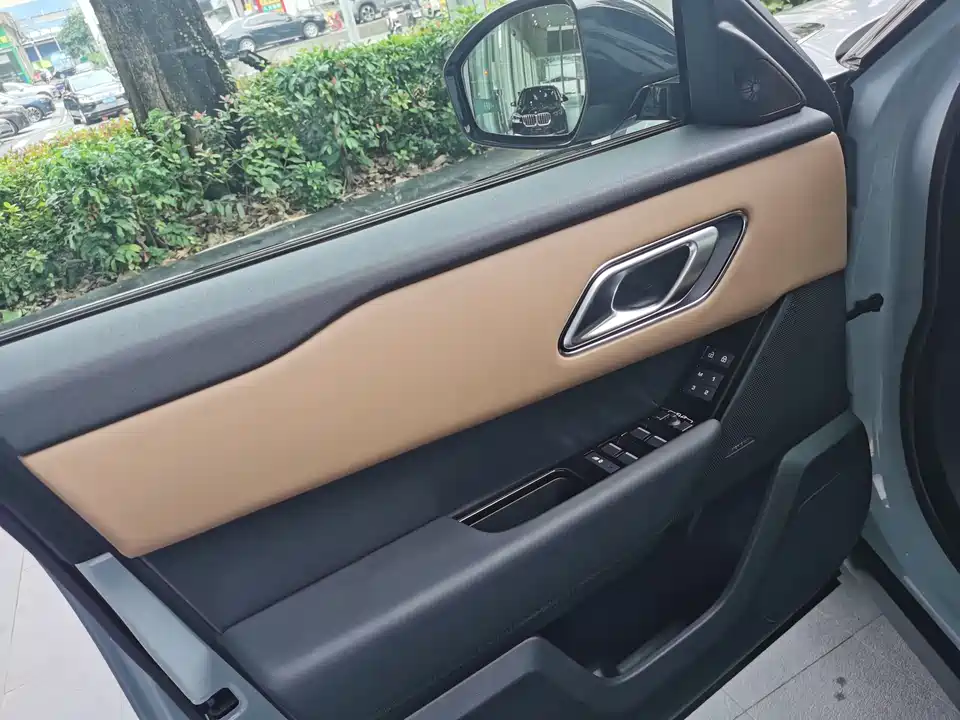 Land Rover Range Rover Star Pulse