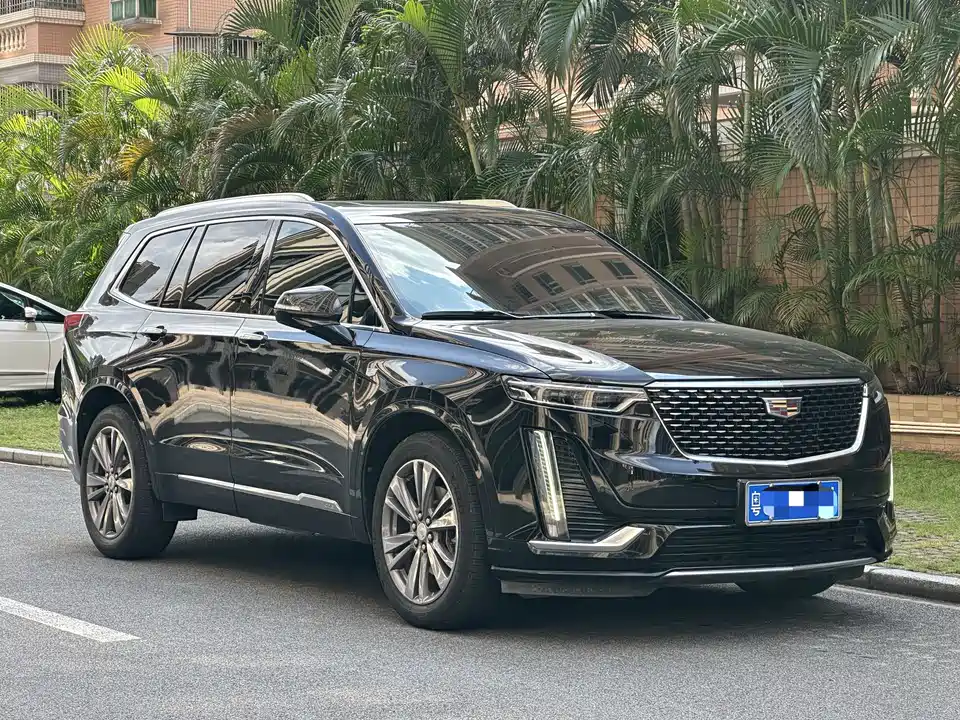 Cadillac XT6