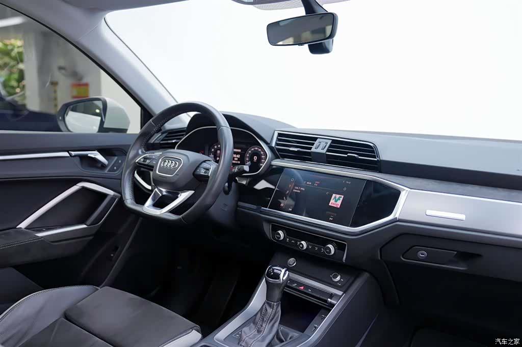 Audi Q3, 2020 8