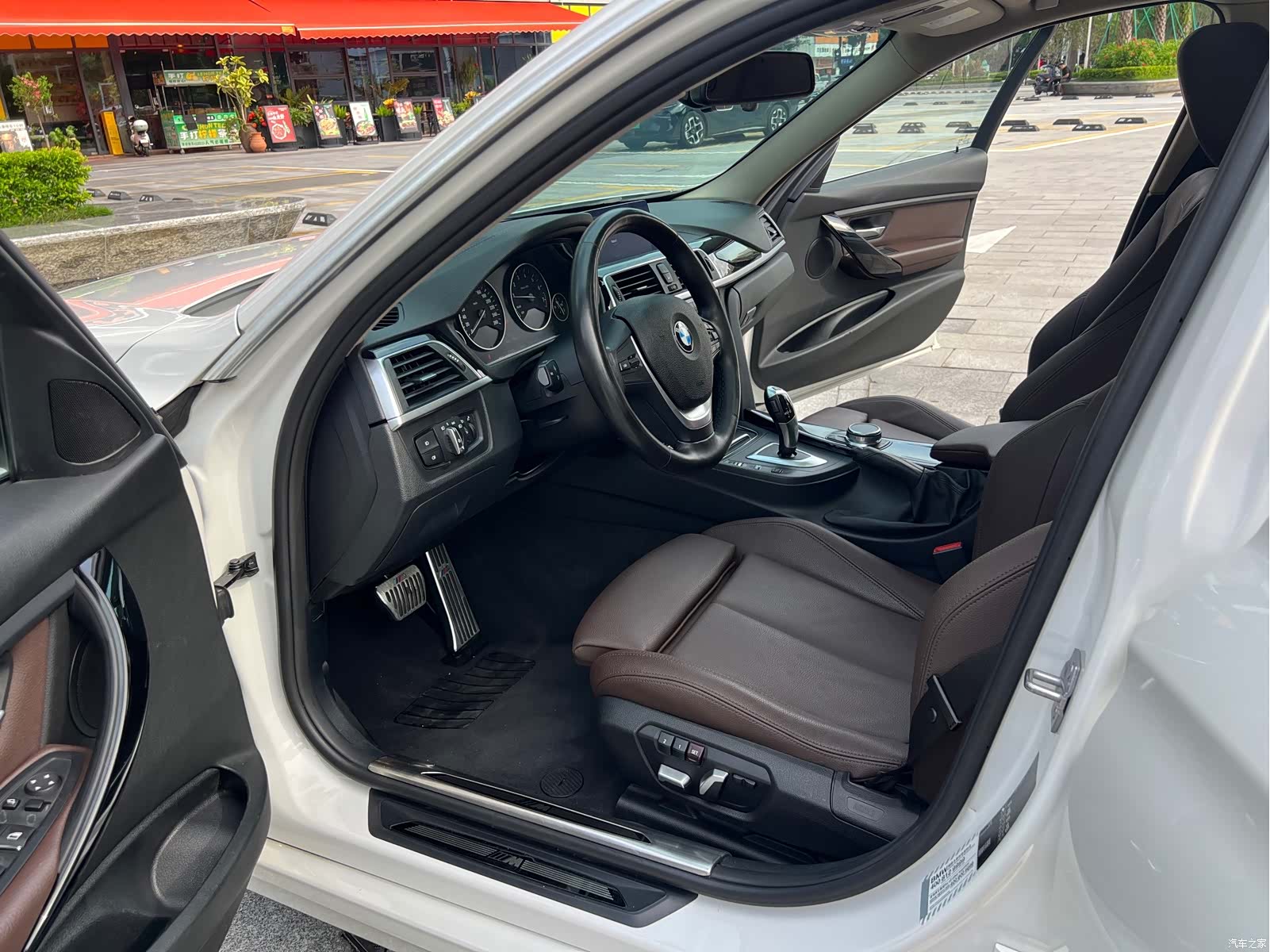 BMW 3 Series, 2019 12