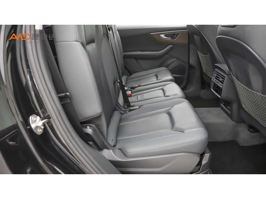 Audi Q7, 2022 8