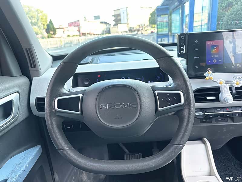 Geely Panda, 2023 9
