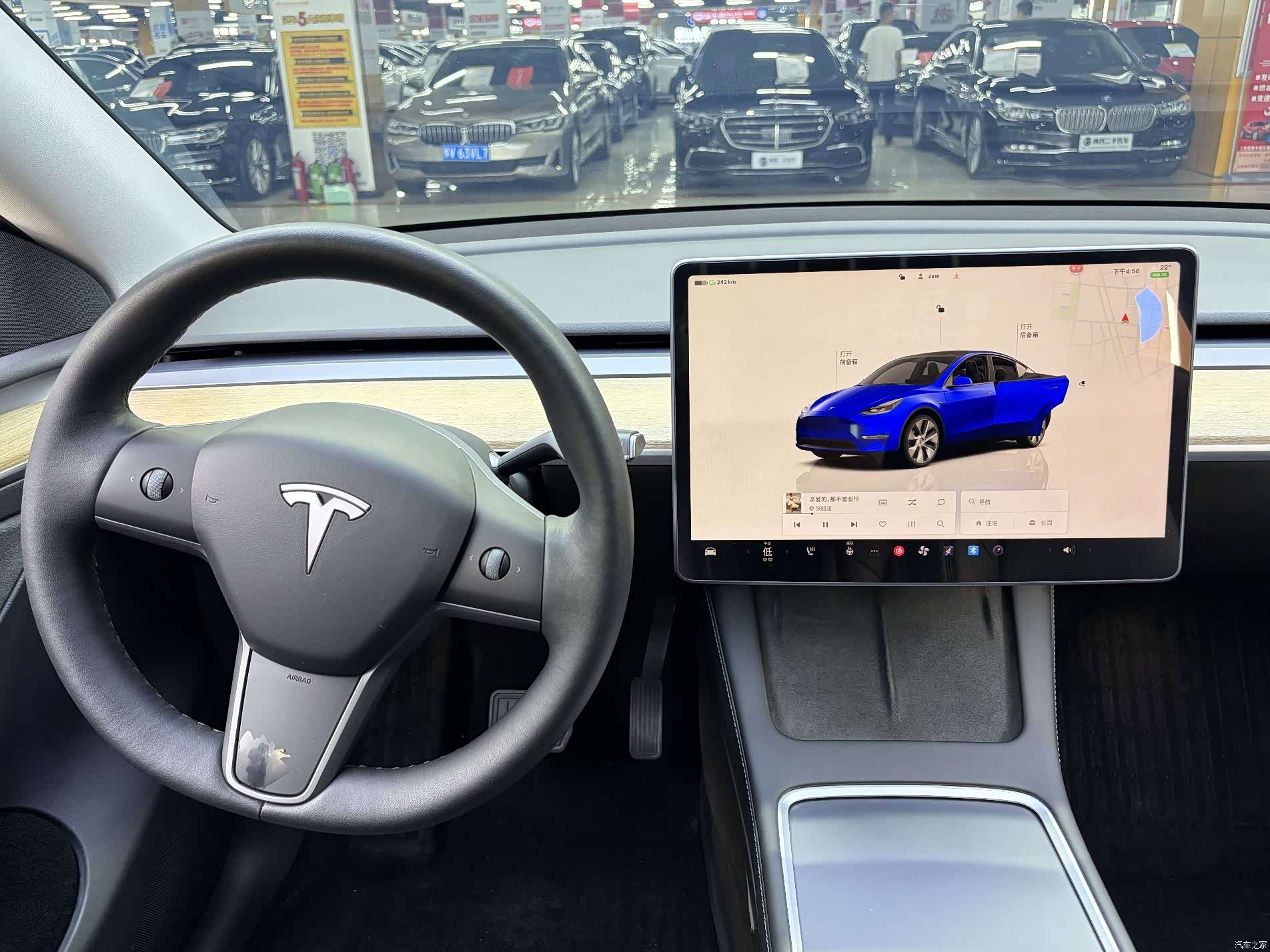 Tesla Model Y, 2022 9
