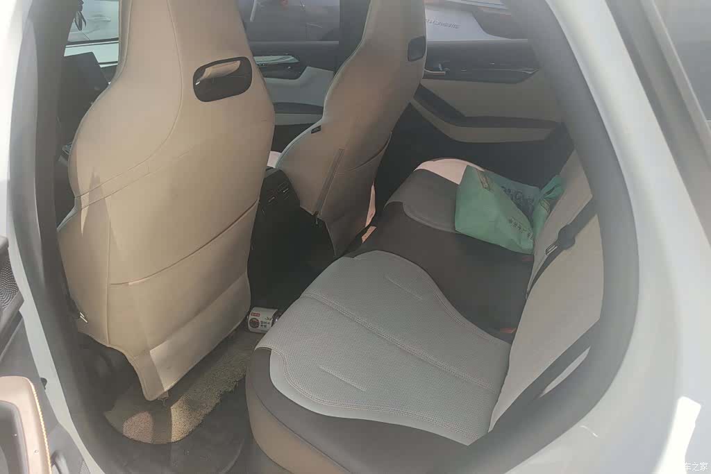 BYD Qin, 2024 11