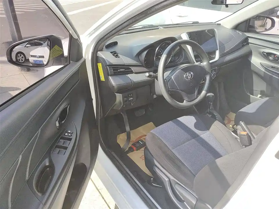 Toyota YARiS L Zhixuan