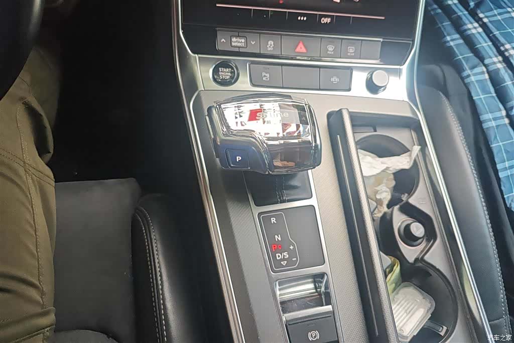 Audi A7L, 2023 15