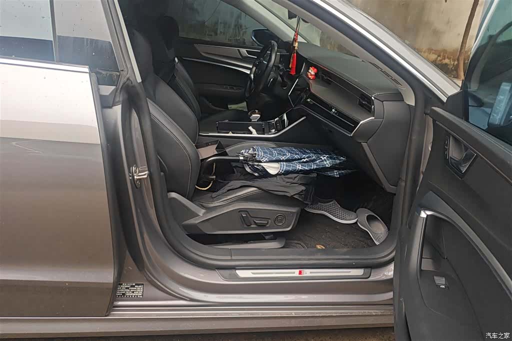 Audi A7L, 2023 7