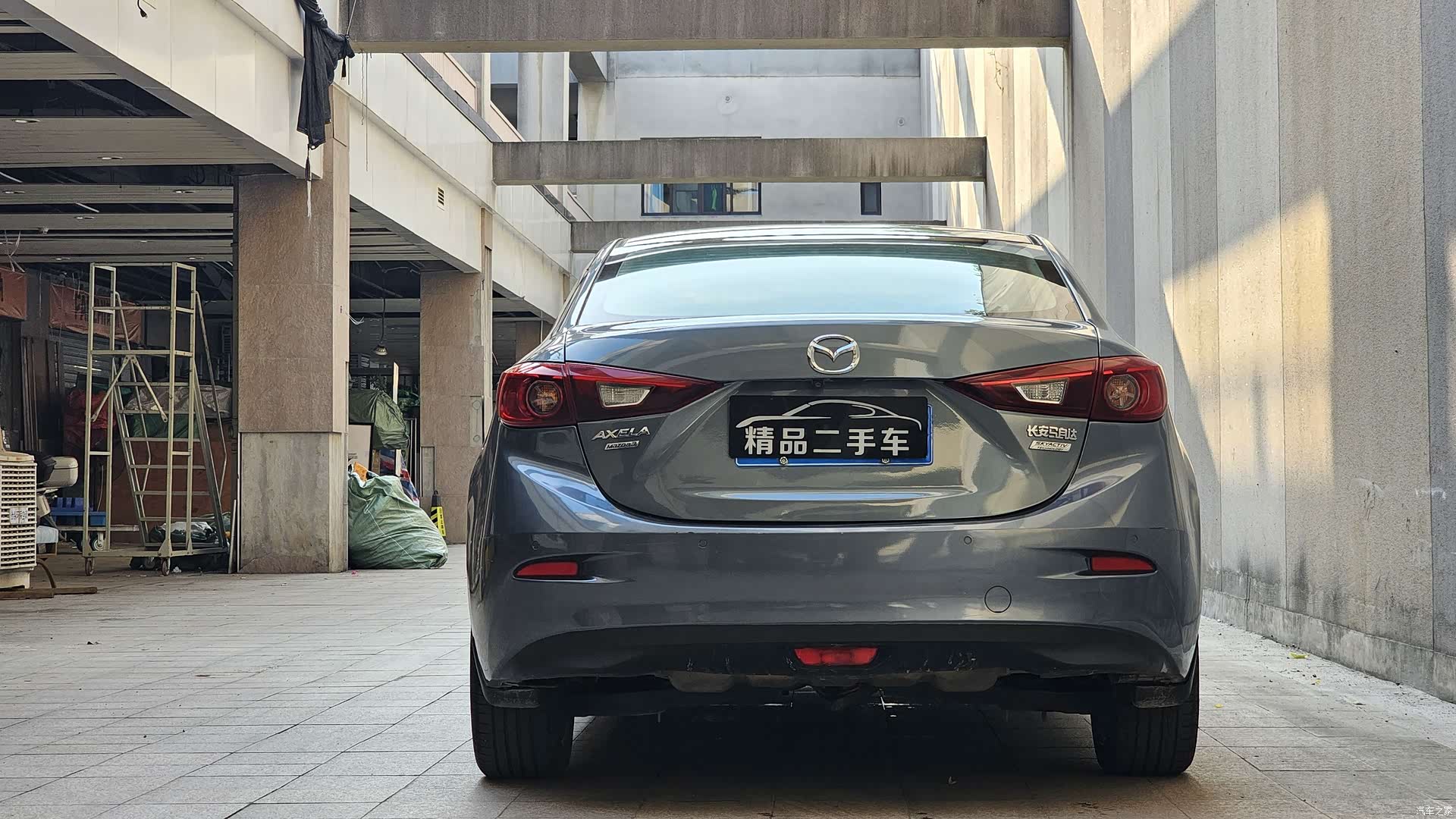 Mazda Mazda3, 2015 3