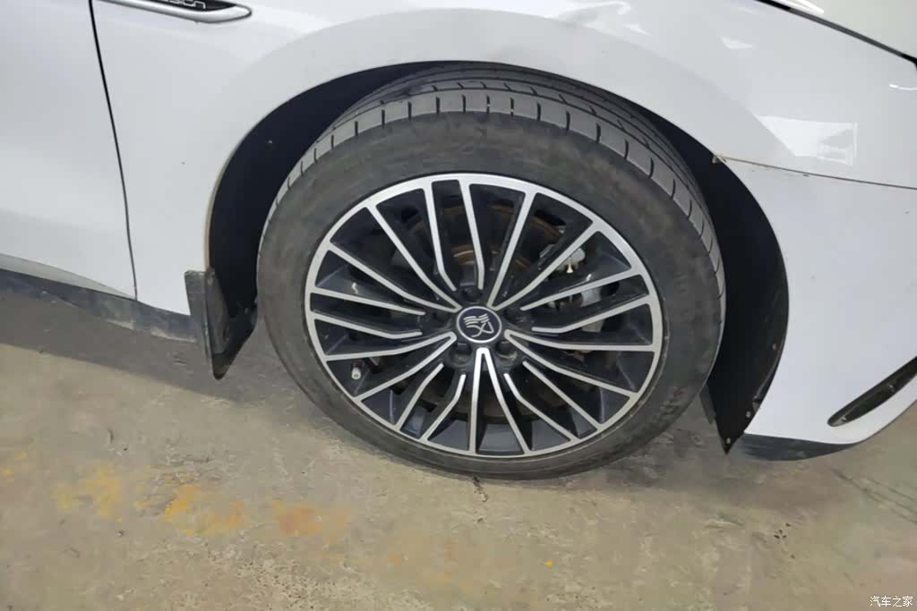 BYD Han, 2023 6