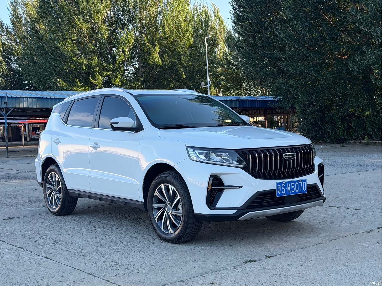 Geely X6, 2023 3