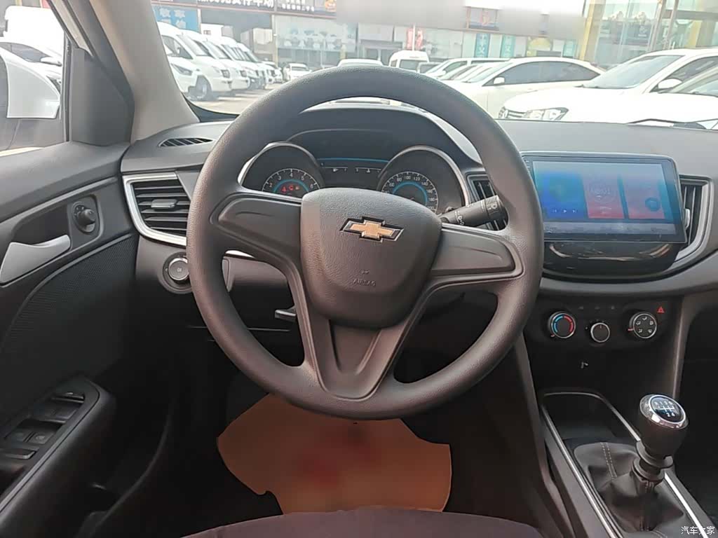 Chevrolet 320, 2018 11
