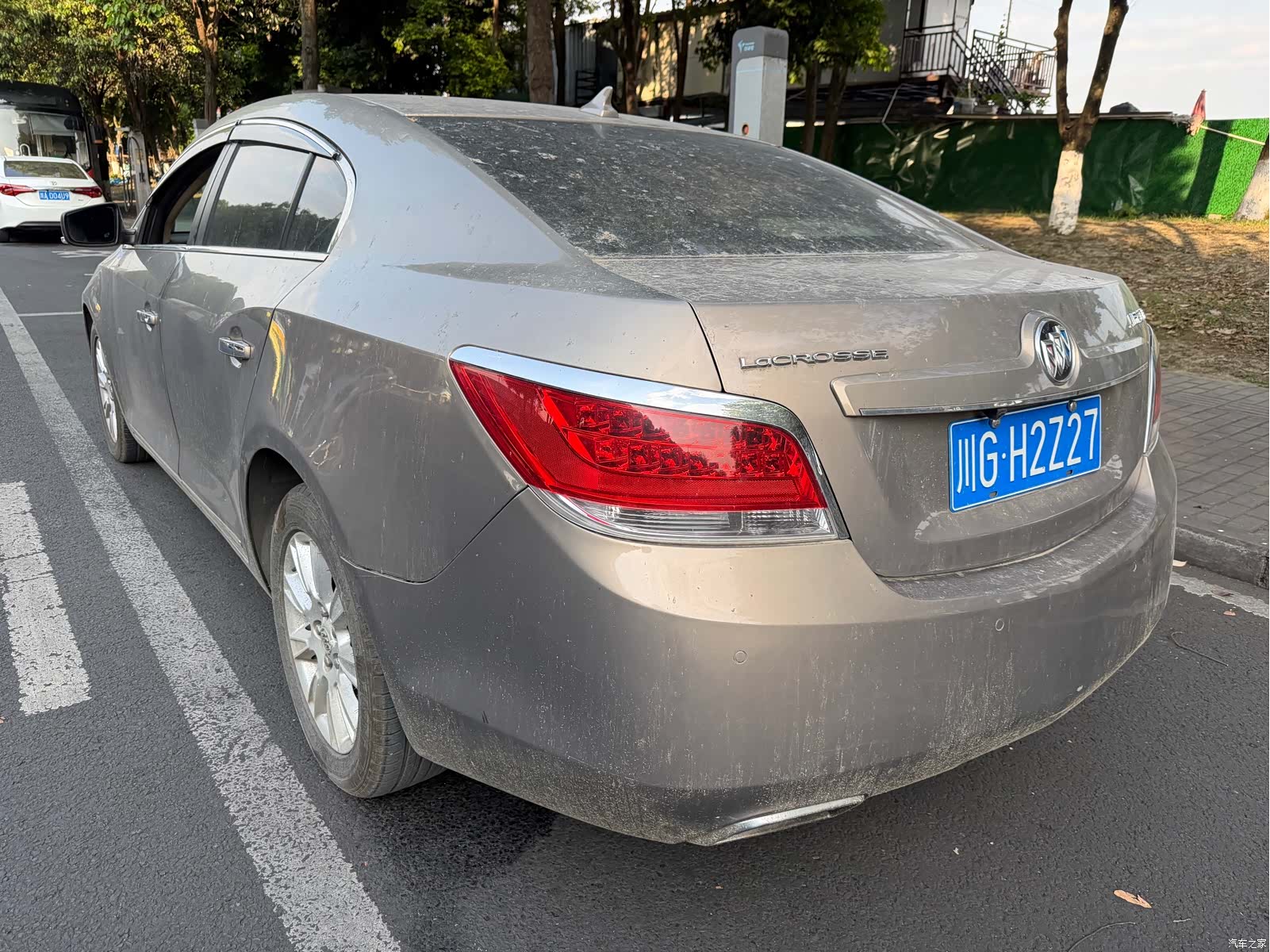 Buick LaCrosse, 2012 4