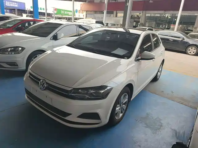 Volkswagen Polo 2021 — купить из Китая под заказ