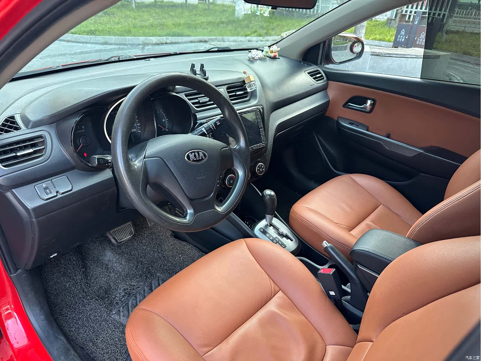 Kia K2, 2015 14