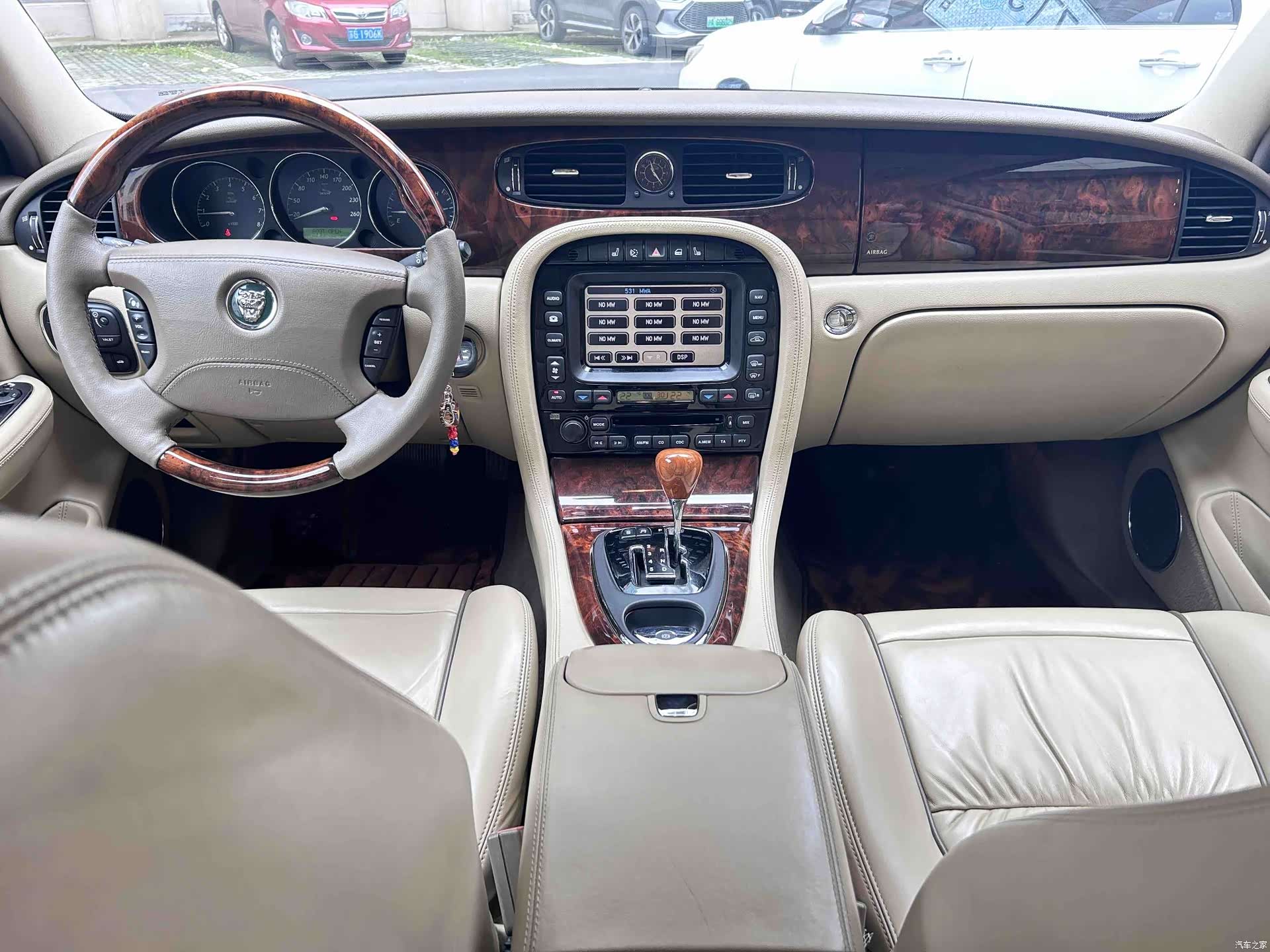 Jaguar XJ, 2006 7