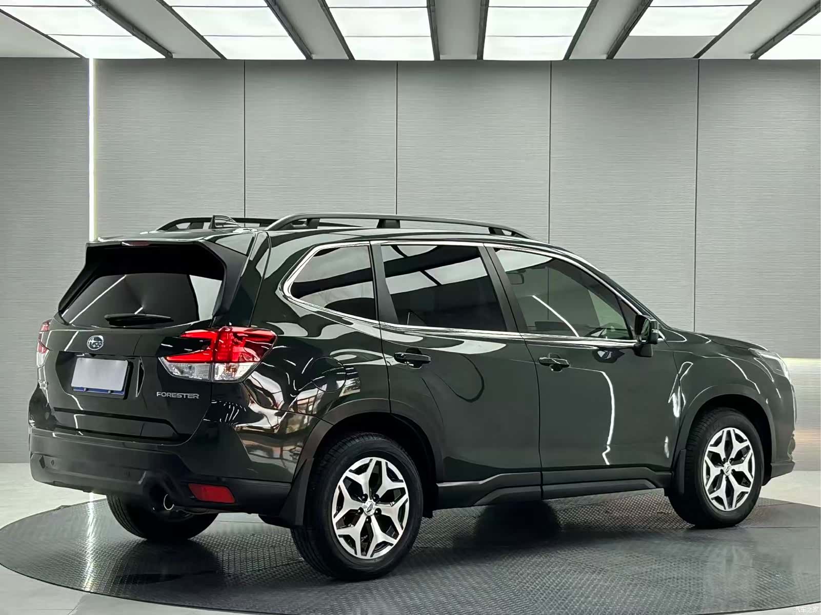 Subaru Forester, 2022 все фото